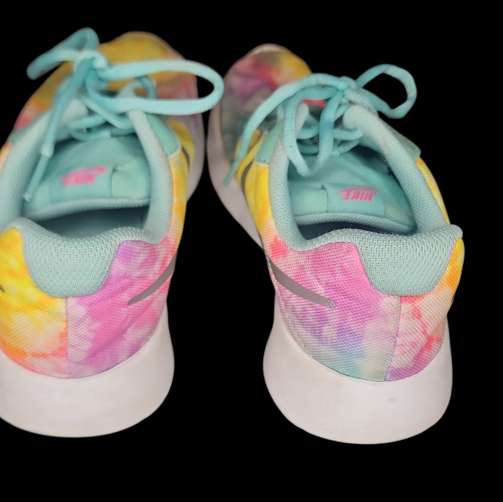 Nike Pastel Tie-Dye Sneakers Big Kid Size 6.5 Used Condition - Picture 4 of 7